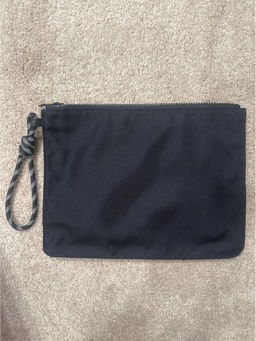 (4)Lululemon Black Wristlet Pouch